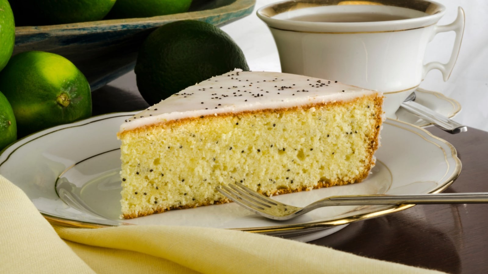 Keto Lemon Poppy Seed Cake