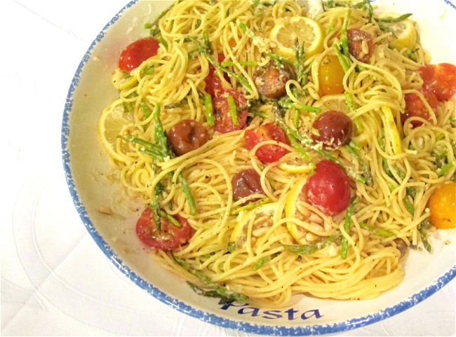 Image of Lemon Spaghetti with Tomatoes and Asparagus