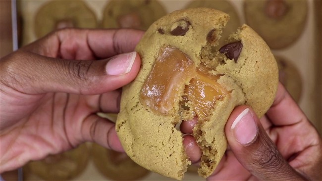 Image of Kalhoof's Chocolate Chip Caramel Cookies