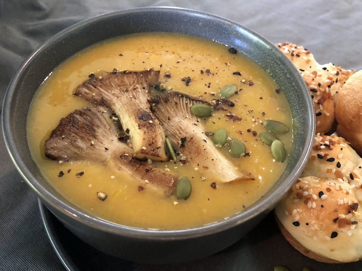 Savory Pumpkin & Mushroom Soup