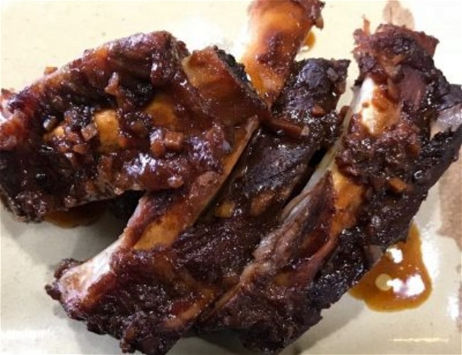 Image of Honey Garlic Slow Cooker Ribs