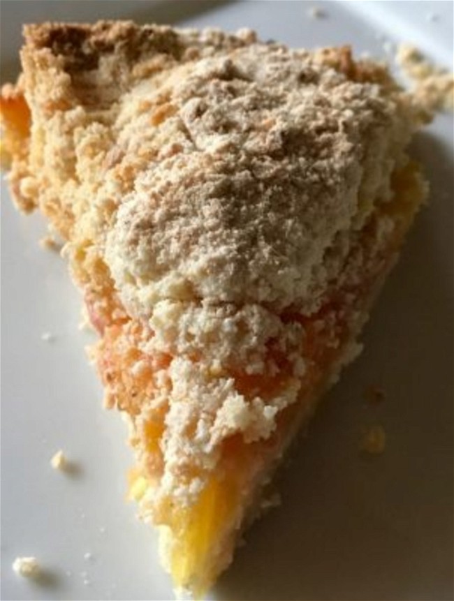 Image of Italian Fresh Peach Crumb Cake