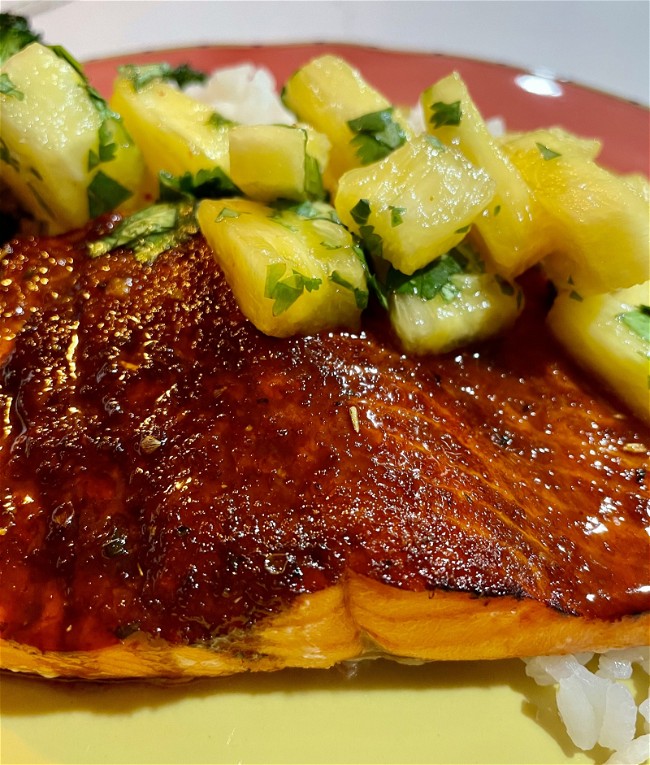 Image of Southwestern Honey Chipotle Salmon with Pineapple Salsa
