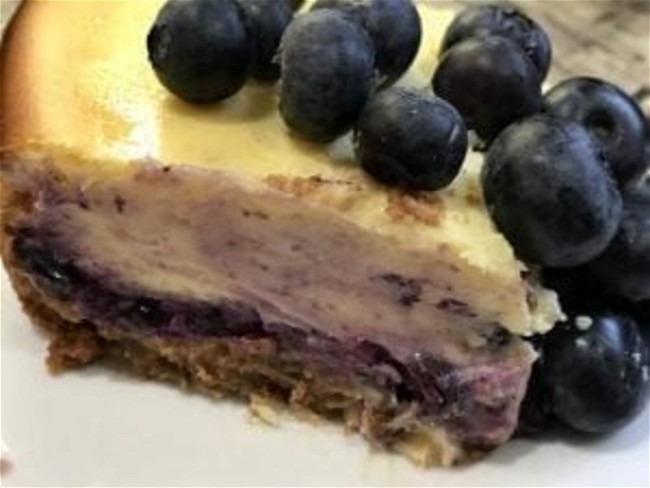 Image of Blueberry Chèvre Cheesecake Squares