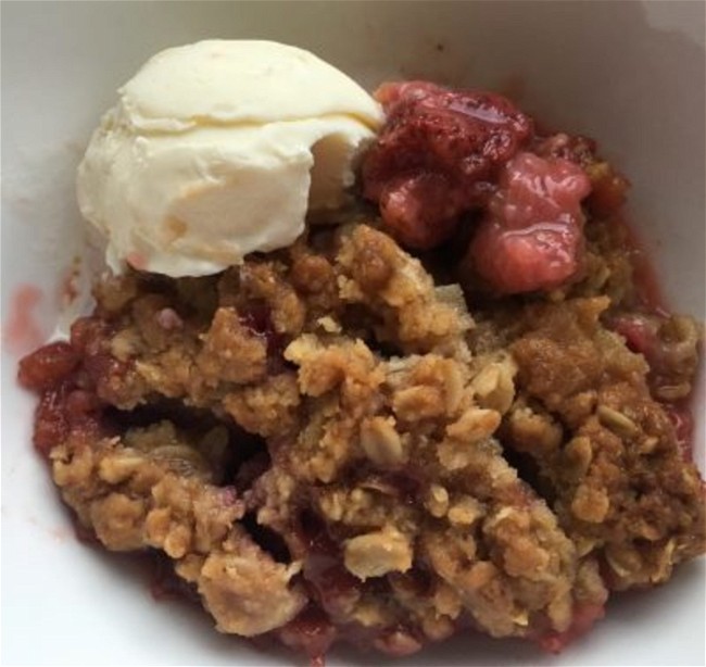 Image of Strawberry Rhubarb Crisp