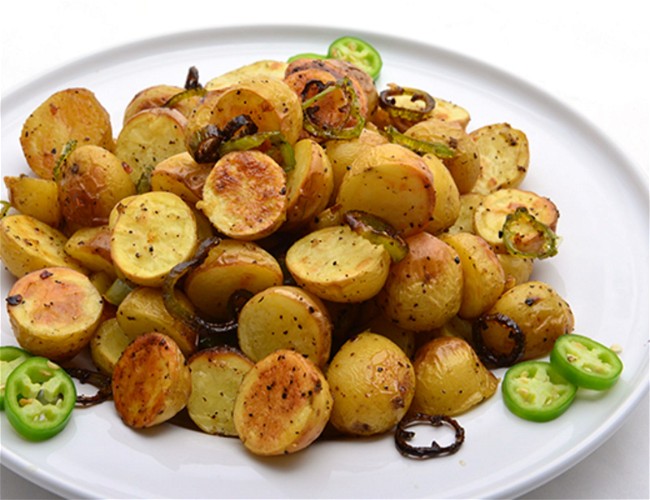 Spicy Roasted Baby Dutch Yellow® Potatoes — Melissas Produce