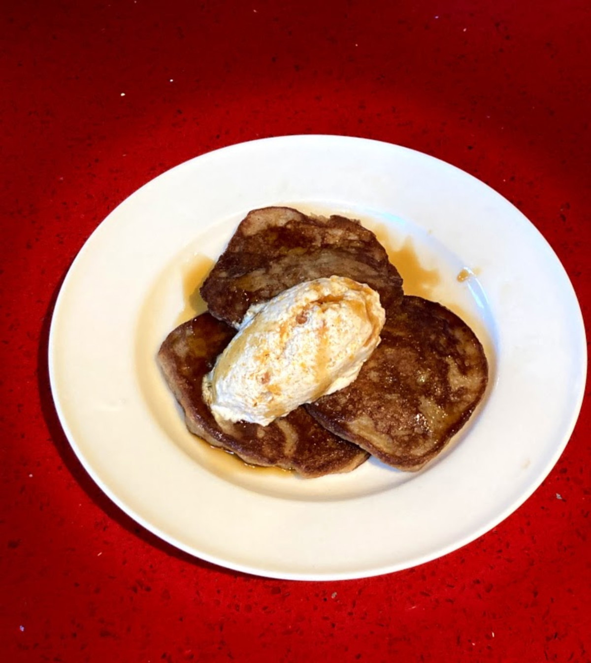 ʻUlu Pancakes & Pumpkin Ice Cream