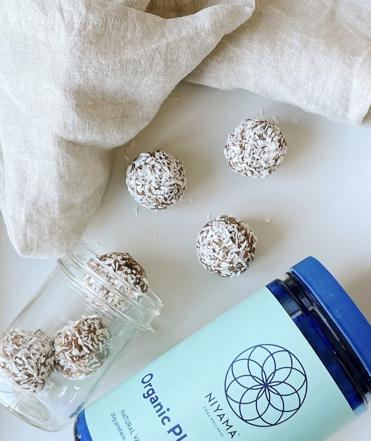 Carrot Cake Protein Energy Balls
