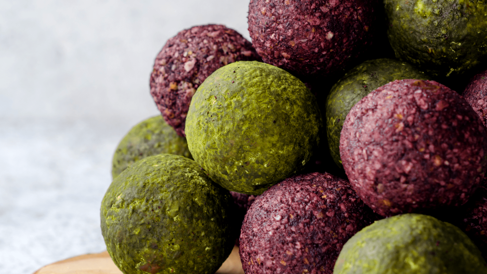 Image of HASKAP & MATCHA RAW ENERGY BALLS