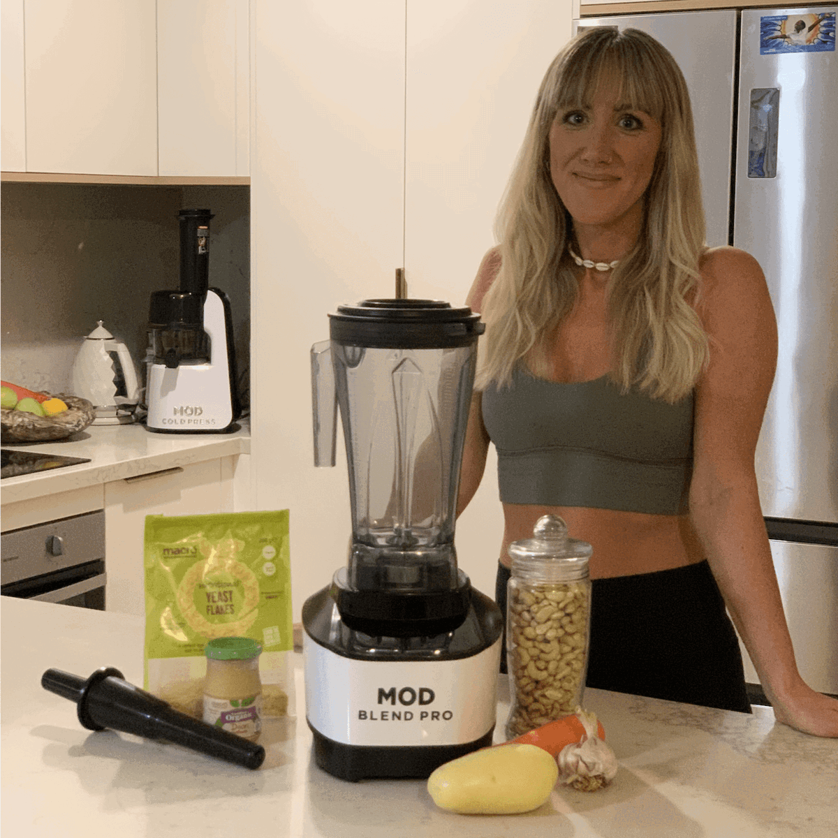 DIY Delicious and Easy Vegan Cheese Sauce | MOD Appliances