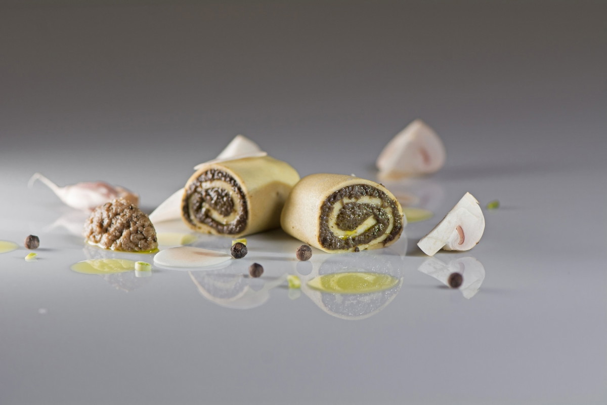 Truffle and Champignons omelette