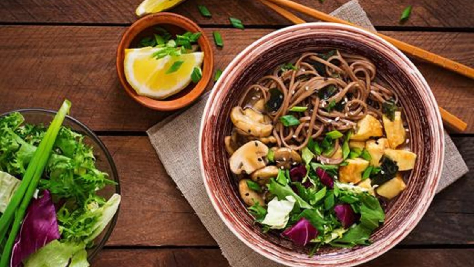 Image of Soba Noodle Bowl: A Quick and Healthy Soba Noodle Recipe with Sriracha Tofu