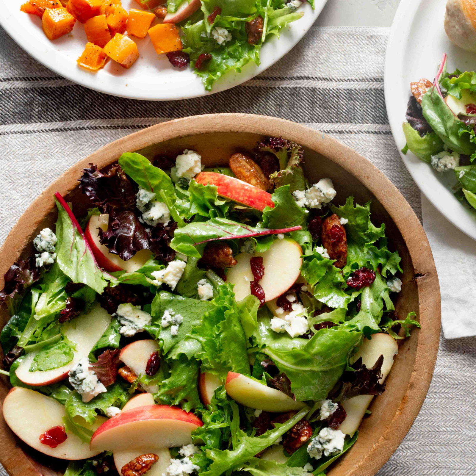 Green Leaf Salad with Strawberries, Blueberries, Orange & Kiwi - The  Balanced Kitchen