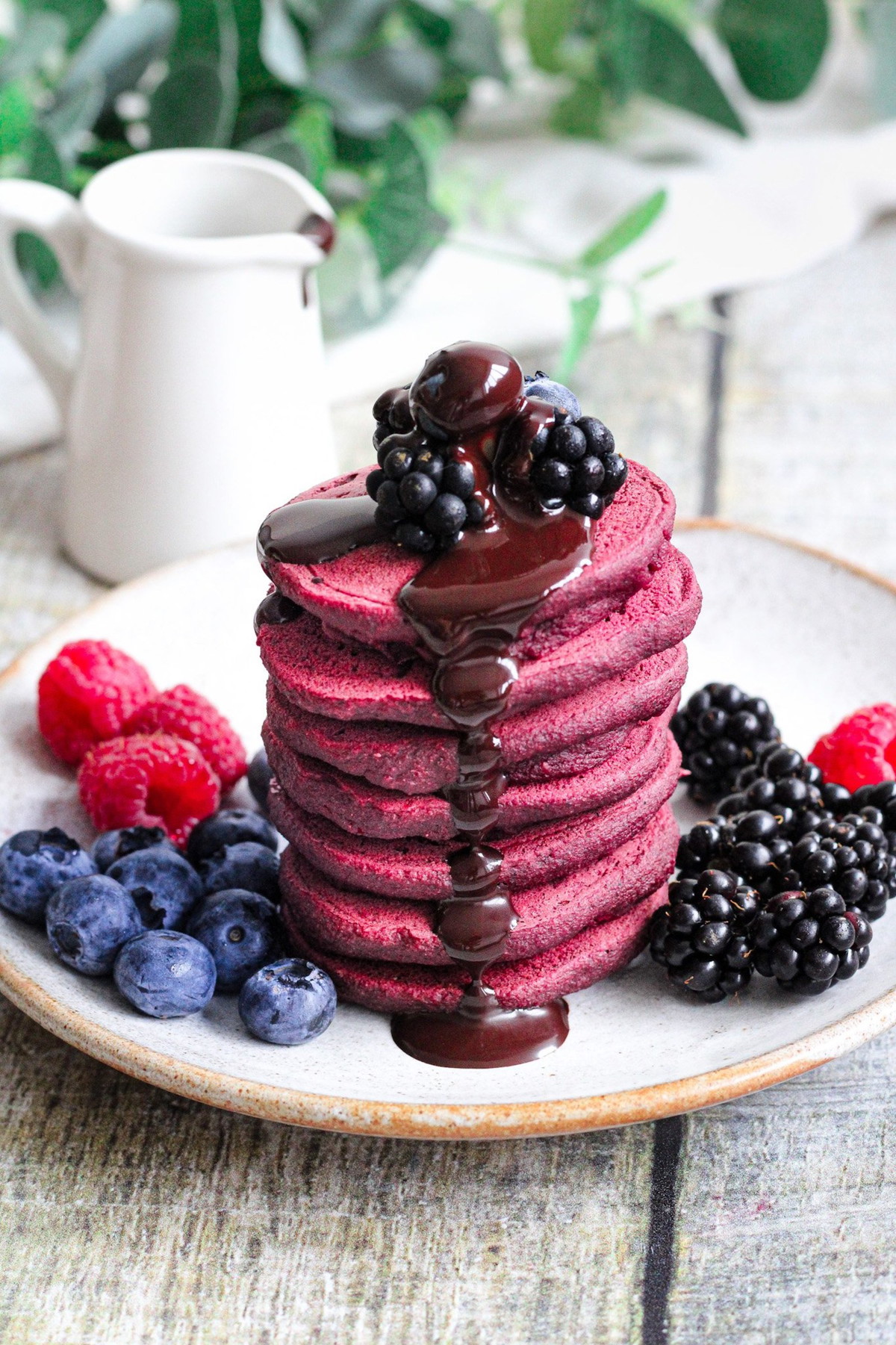 BEETROOT, GINGER & HASKAPA BERRY PANCAKES