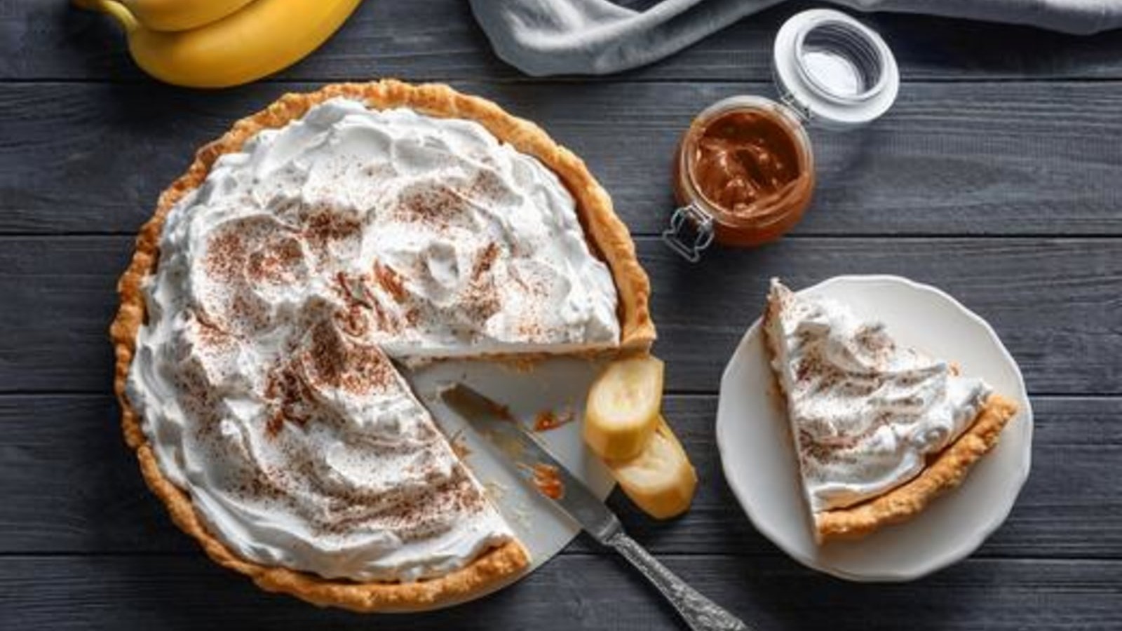 Image of Vegan Banana Cream Pie: A Dairy-Free Dream