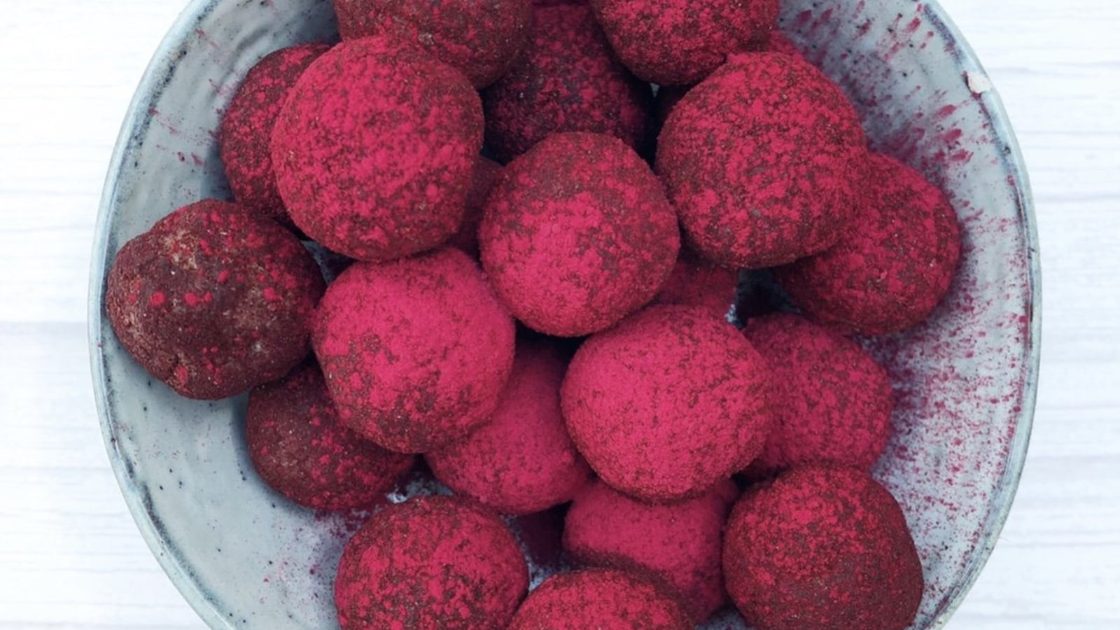 Image of 'BERRIES ‘N’ CREAM' HASKAP ENERGY BALLS
