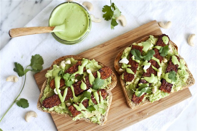Image of Avocado Toast with Smoked Tempeh & a Quick Cashew Sauce