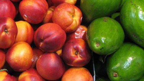 Avocado-Peach Protein Shake-image
