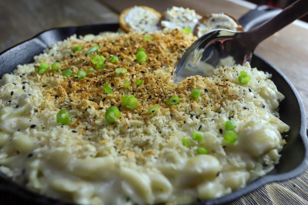 Everything Bagel Mac & Cheese