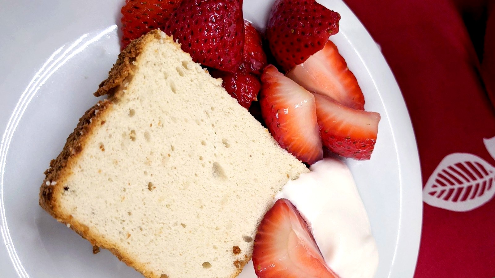 Image of ʻUlu Flour Angel Food Cake