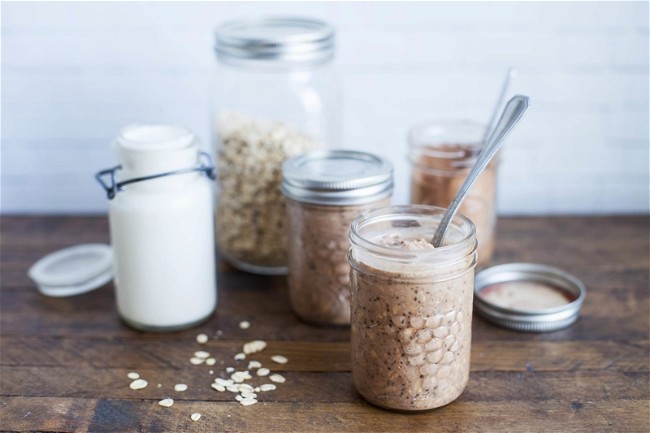 Image of Overnight Oats with Cacao, Almond Butter and Maca
