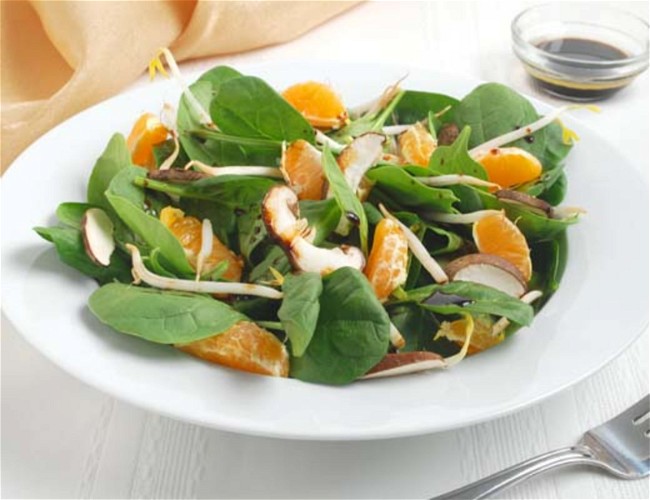 Image of Tangerine and Spinach Salad