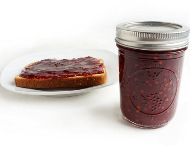Image of Tamarillo and Apricot Jam