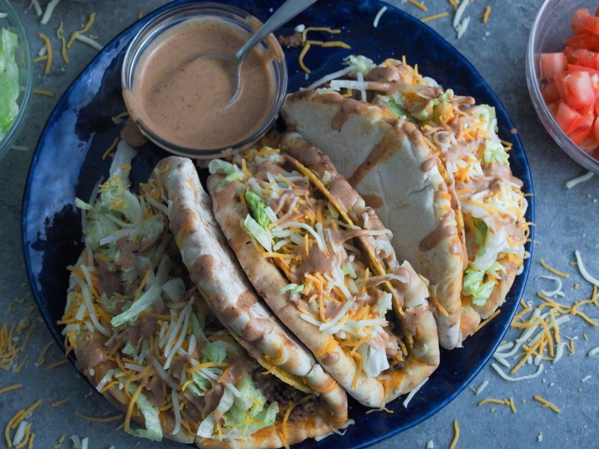 Copycat Cheesy Gordita Crunch