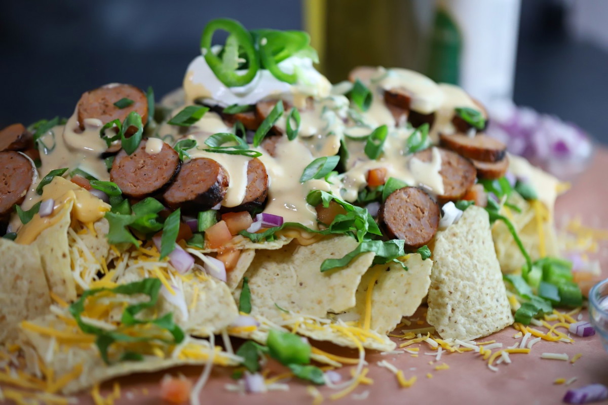 Nashville Hot Chicken Brat-chos