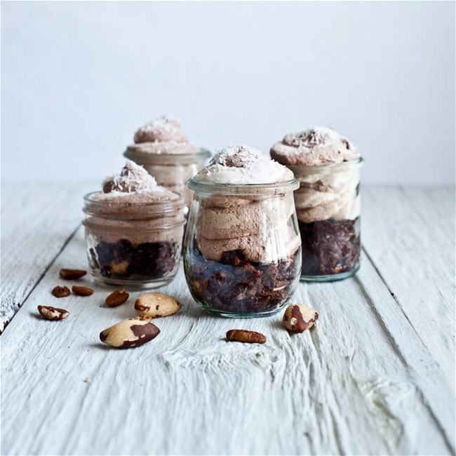 Image of Parfait with Raw Brownie and Coconut Milk Mousse