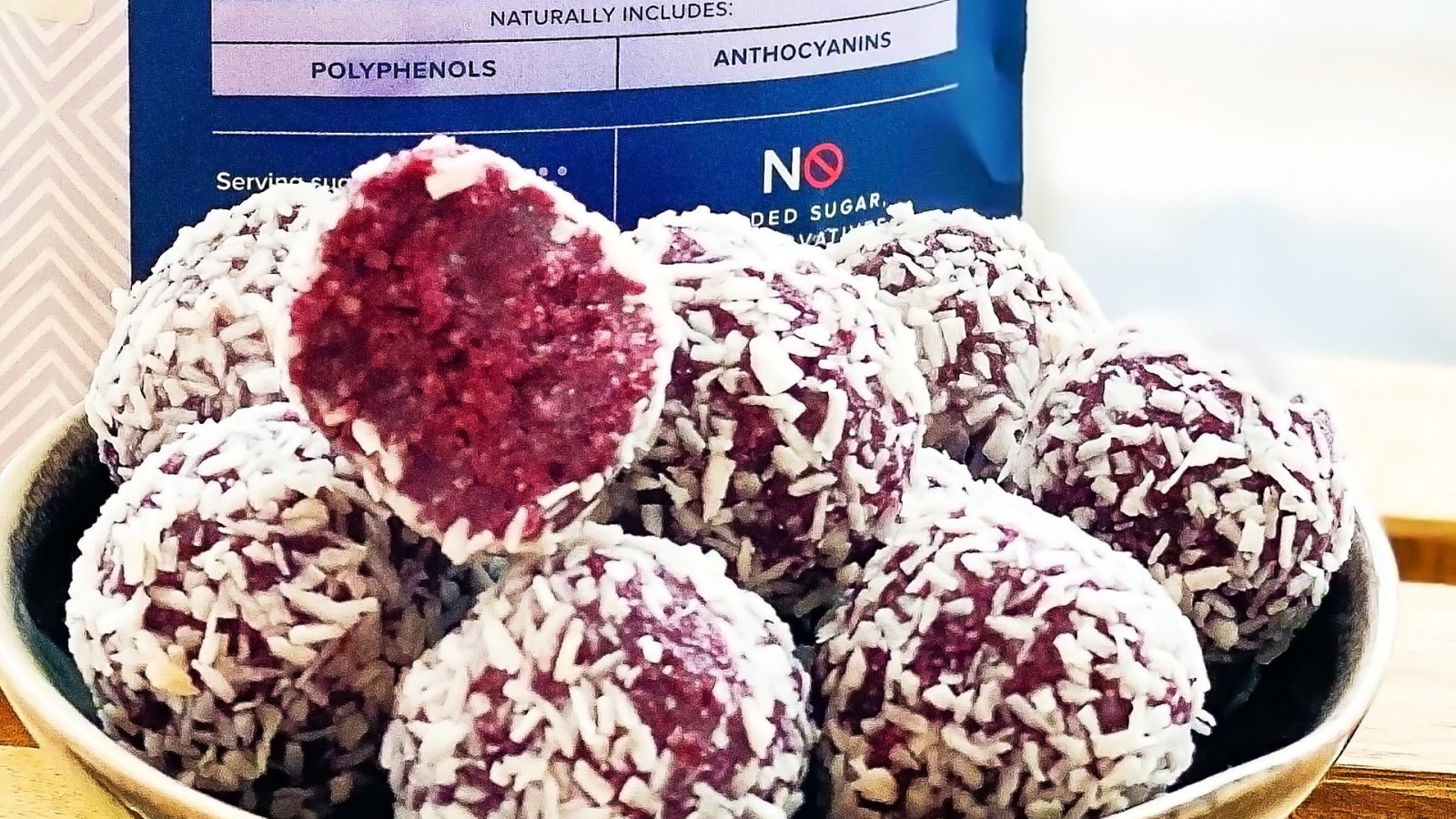Image of 4 INGREDIENT COCONUT & HASKAP BERRY BITES