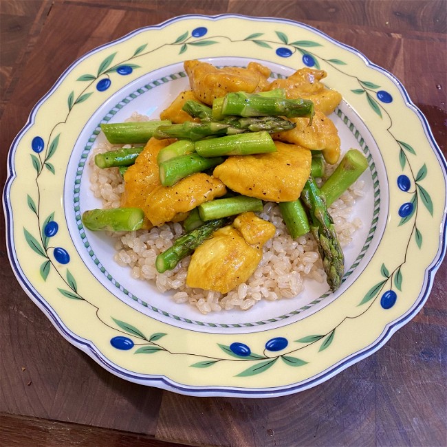 Image of Turmeric-Black Pepper Chicken With Asparagus Inspired by Ali Slagle of the NYT