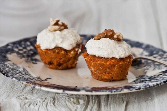 Image of Raw Mini Carrot Cakes with Orange Blossom Cashew Icing