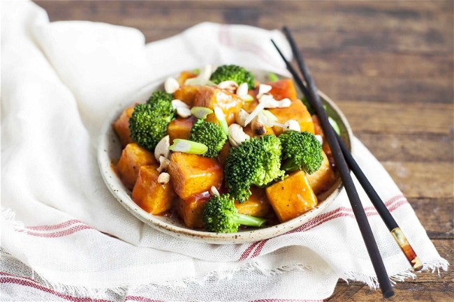 Image of Sweet and Sour Tofu with Roasted Cashews