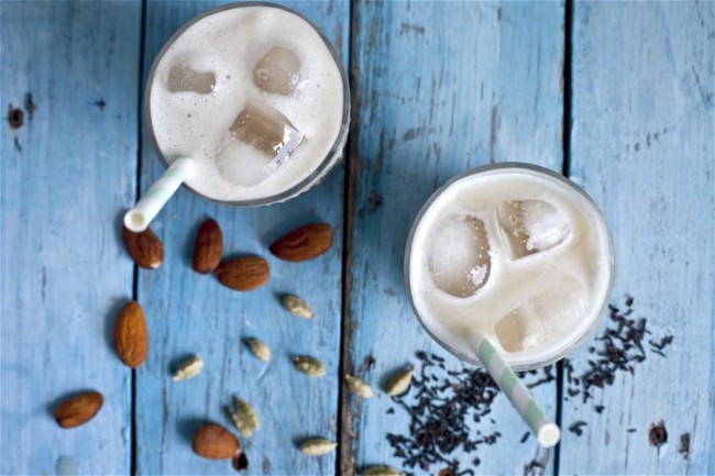 Image of Iced Chai Maca Latte