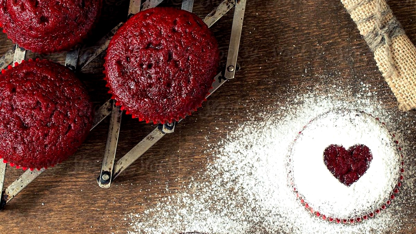 Image of HASKAP 'HEALTHY' RED VELVET CUPCAKES