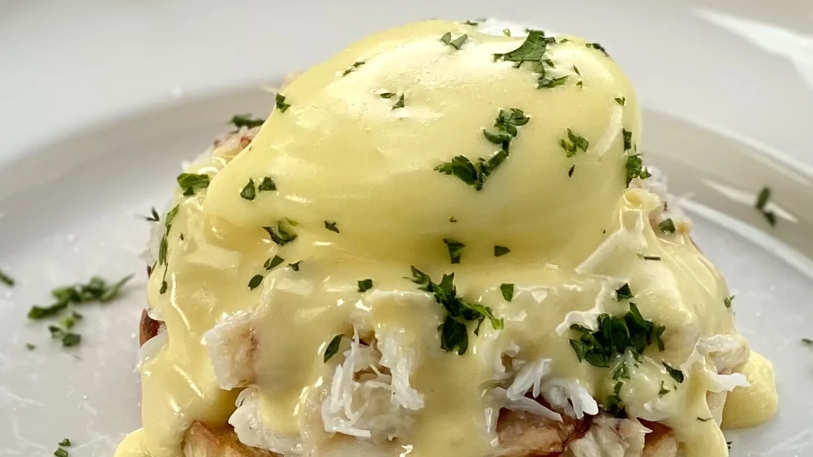 Image of Cousin Kelly's Dungeness Crab Benedict