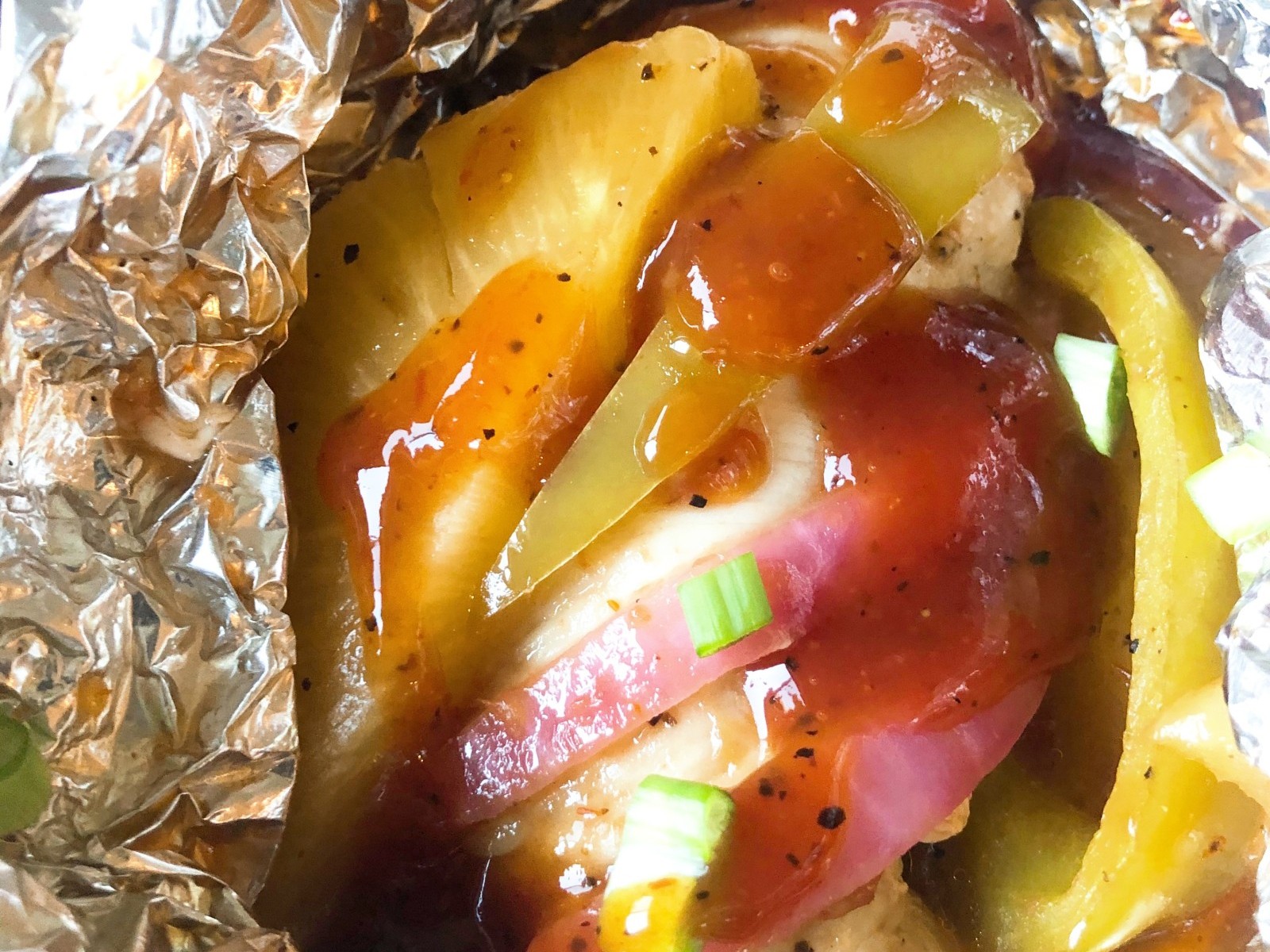 EASY Pineapple BBQ Chicken Foil Pack Dinners Recipe