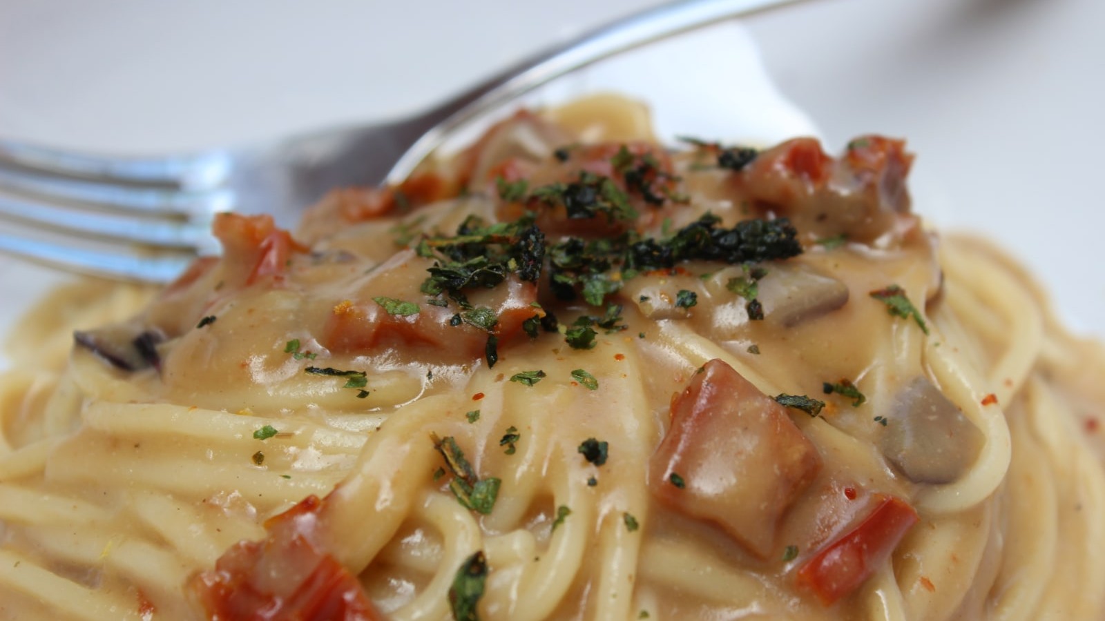 Image of Super Easy Vegan Carbonara