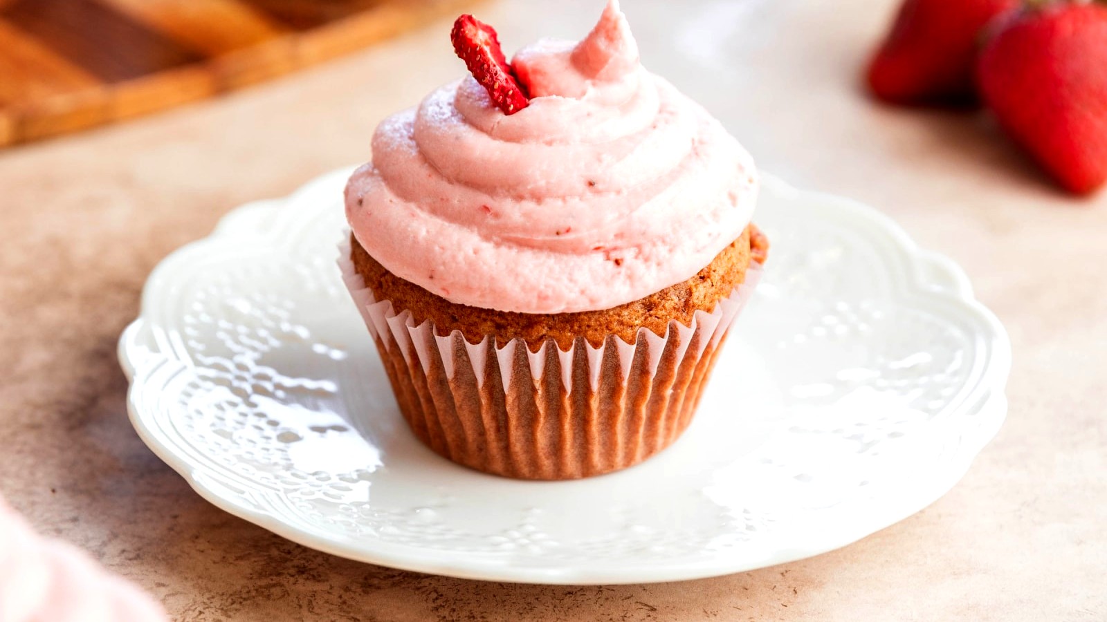 Image of Strawberry Cupcakes