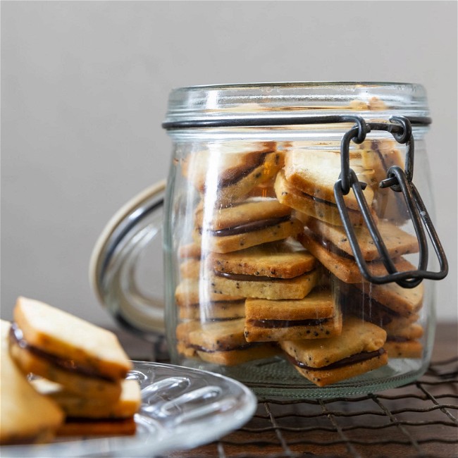 Image of Bittersweet Chocolate Shortbread Sandwiches