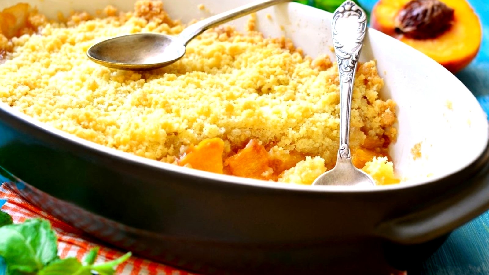 Image of Peach Macaroon Crumble