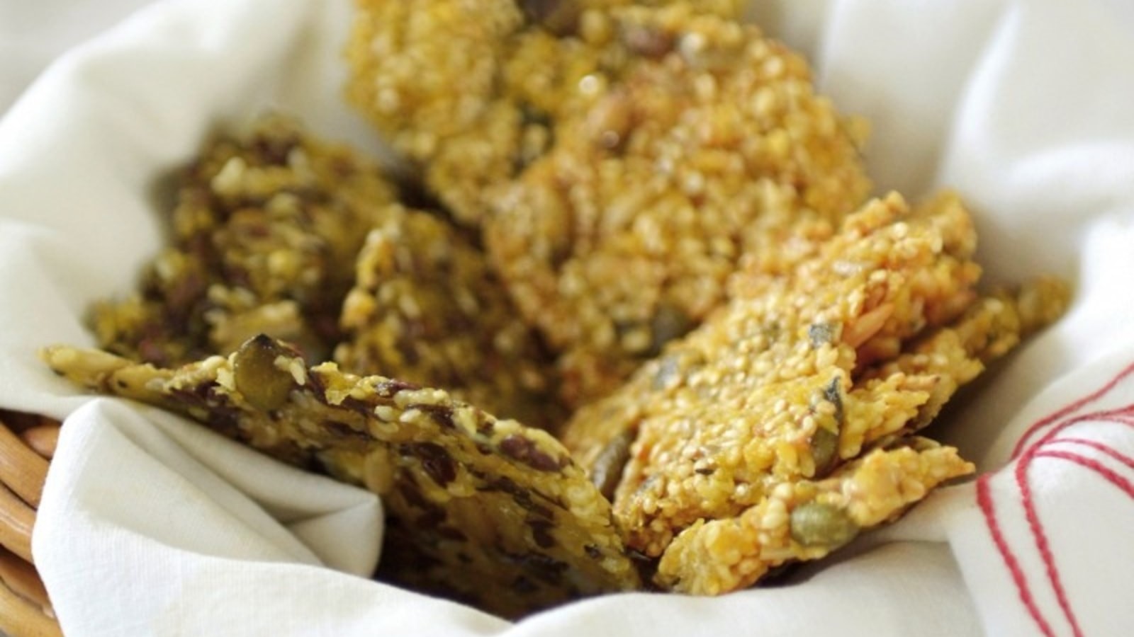 Image of Quinoa and mixed seed crackers