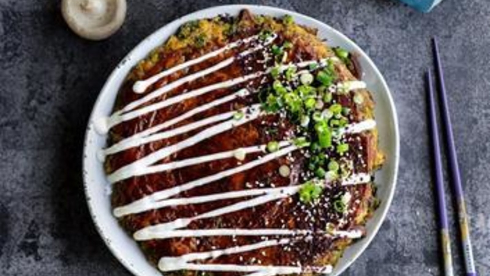 Image of Vegan okonomiyaki (japanese savoury pancake)