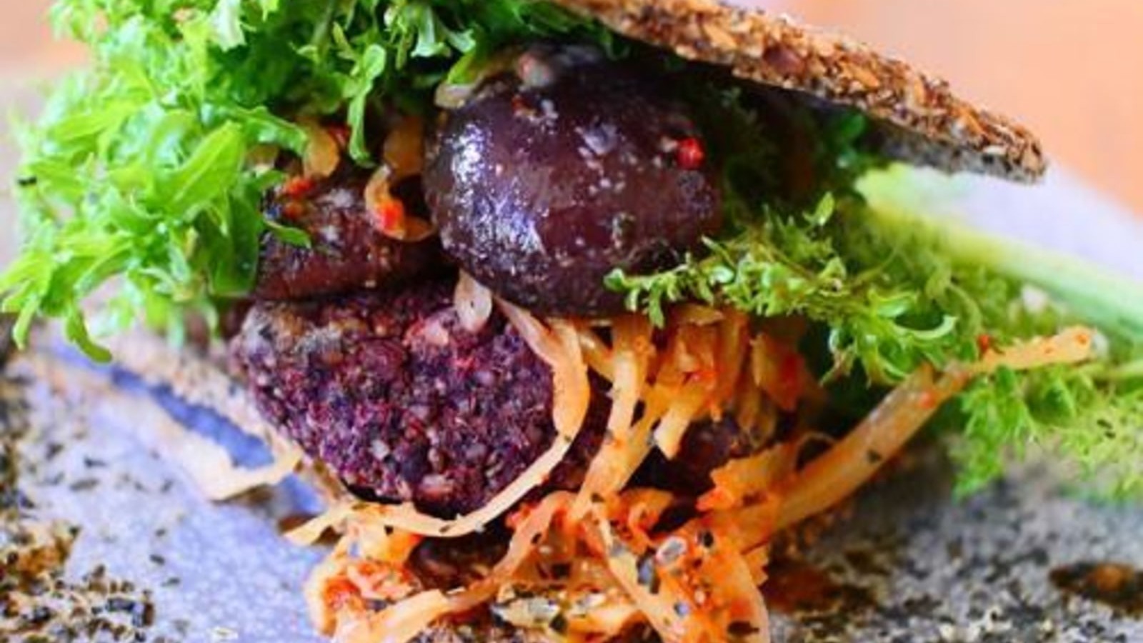 Image of Wakame Bread, Vegetable Pulp Burger & Marinated Shitake