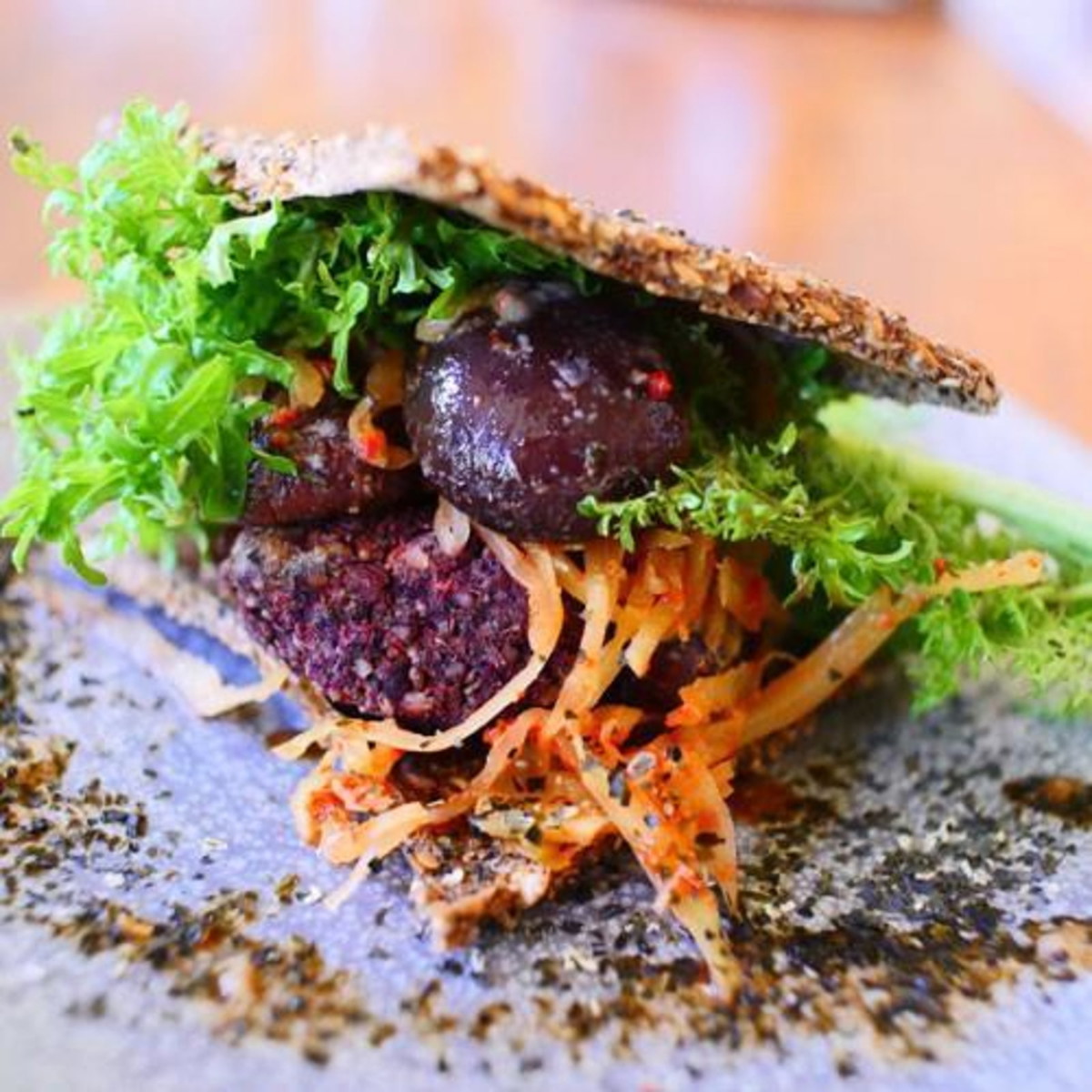 Wakame Bread, Vegetable Pulp Burger & Marinated Shitake