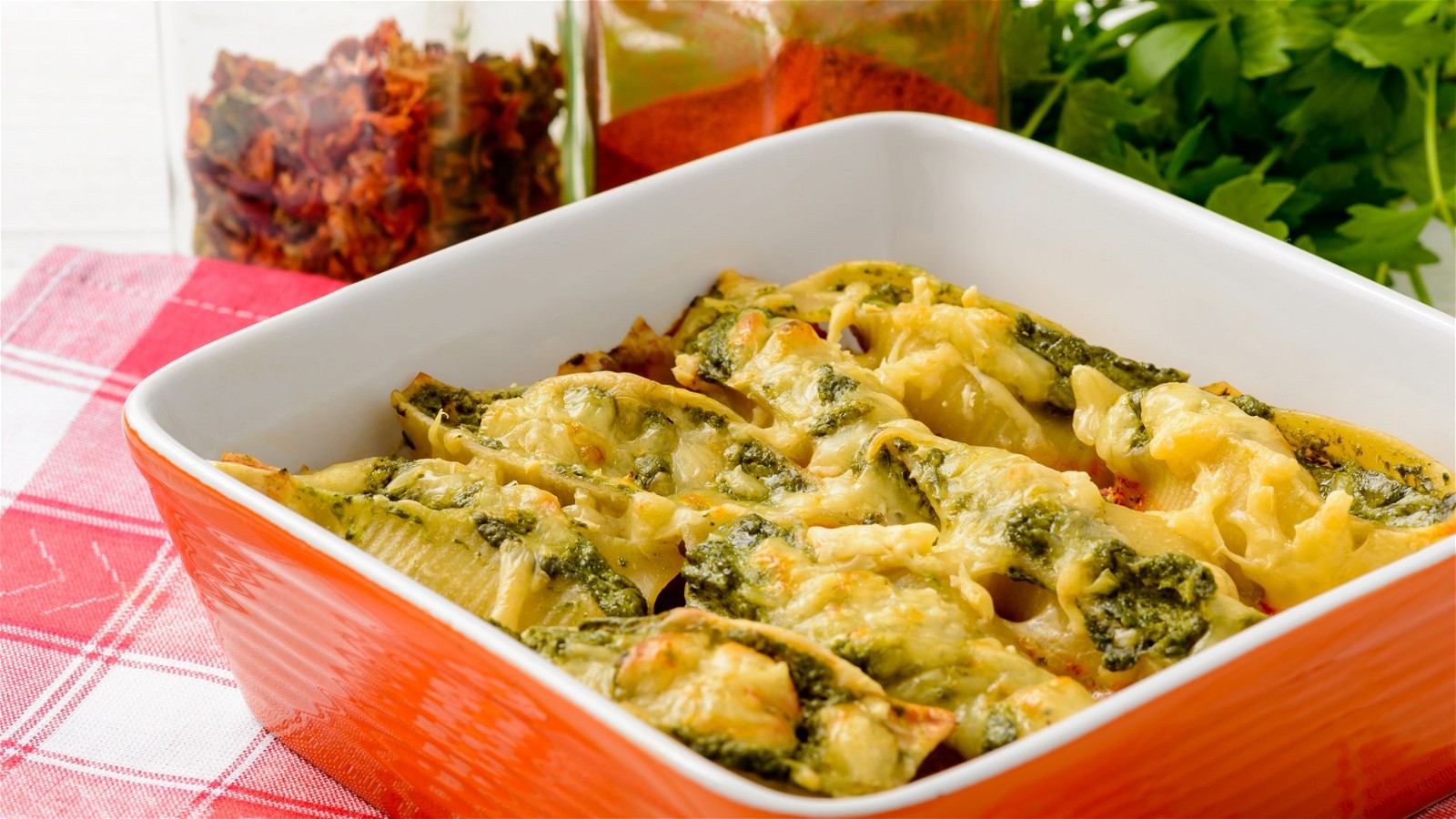 Image of Cheesy Spinach Stuffed Shells