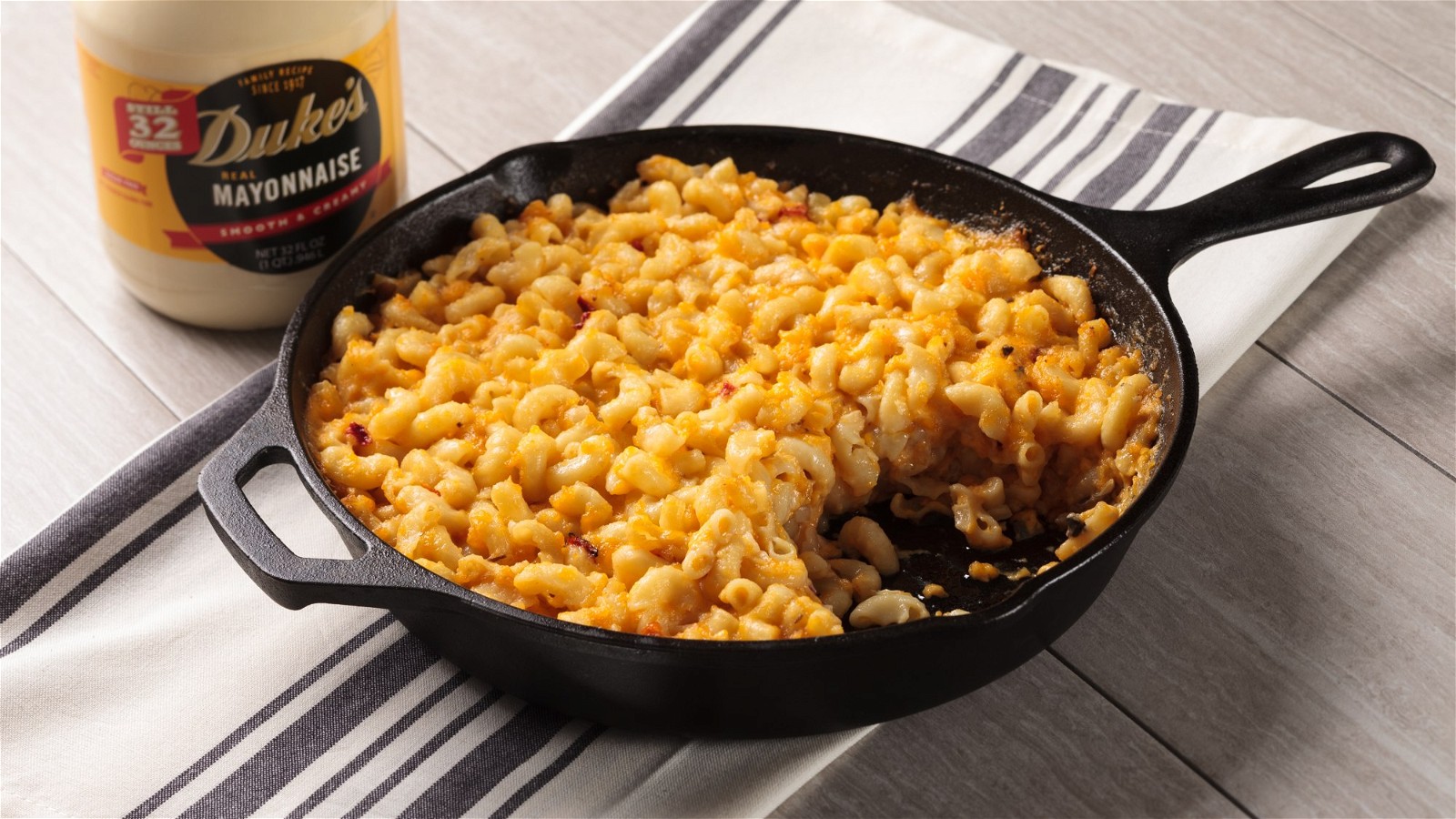Image of Ronda Rich and Aunt Ozelle's Glorius Macaroni and Cheese