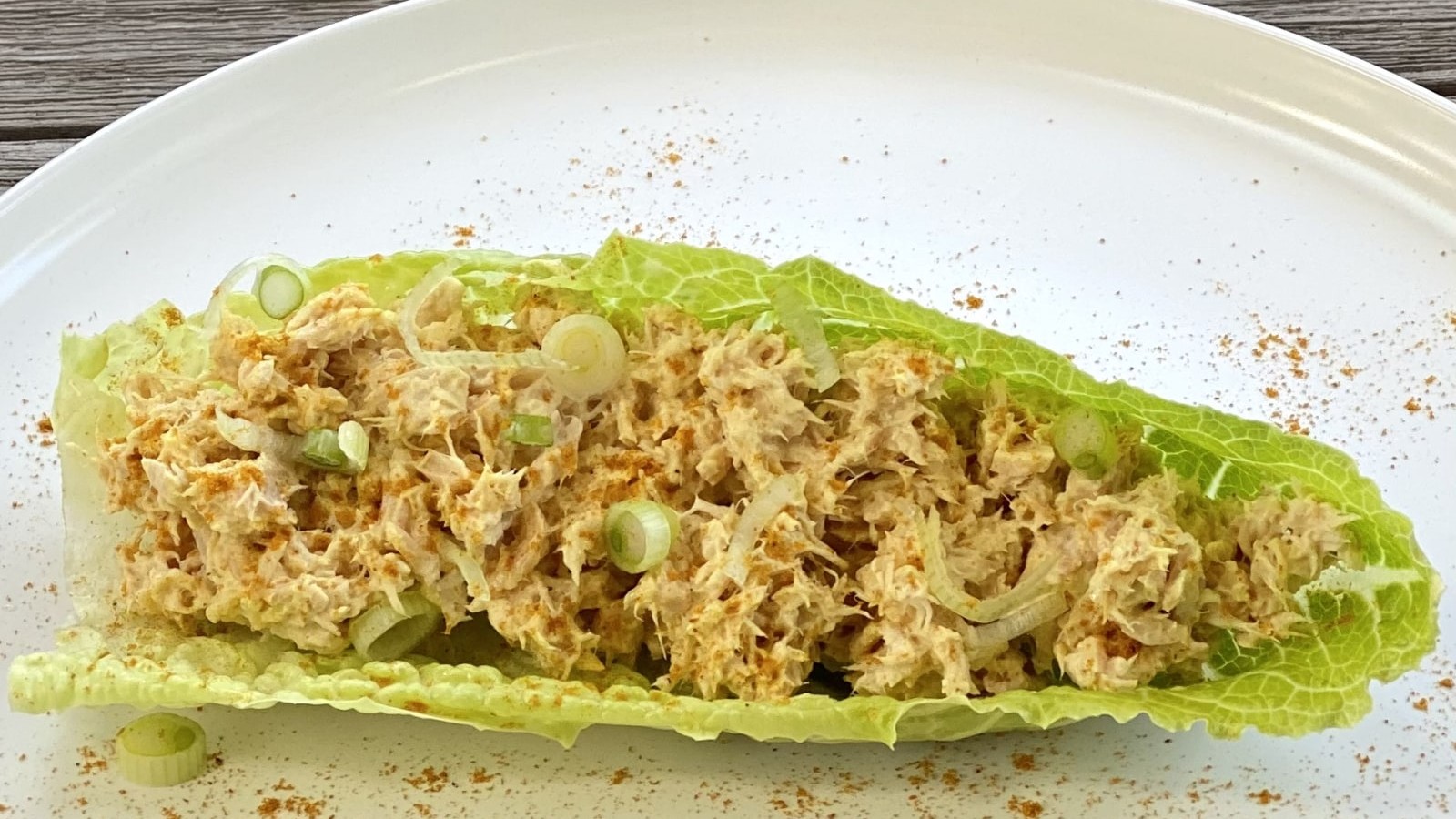 Image of Albacore Tuna Curry Lettuce Wrap