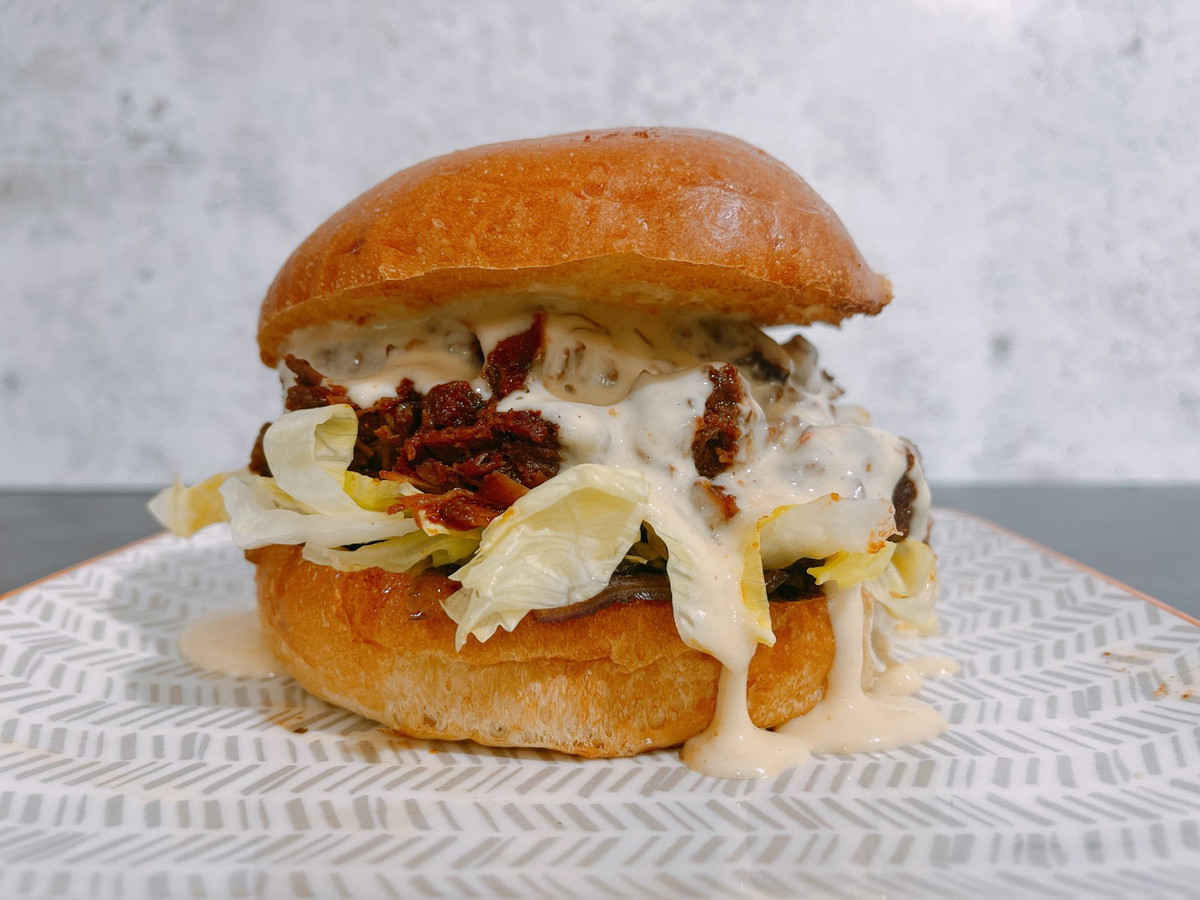 Bourbon BBQ Pulled Beef Slider